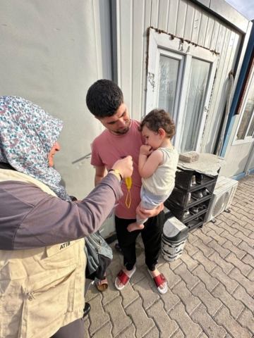 Ramadan bedeutet Teilen Hilfe für Erdbebenopfer geht weiter (3)